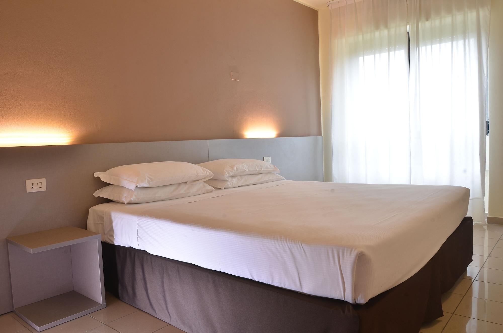 Th Assisi - Casa Leonori Hotel Buitenkant foto