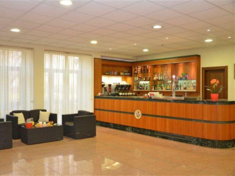 Th Assisi - Casa Leonori Hotel Buitenkant foto